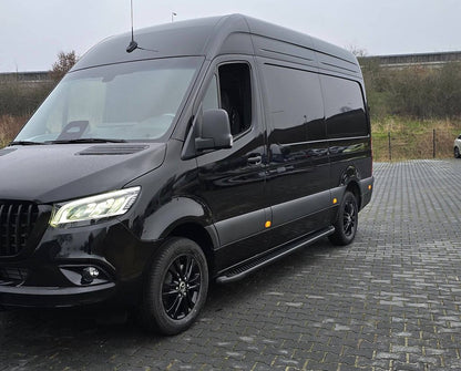 Mercedes Sprinter W907 Treeplanken Sidesteps Mat zwart