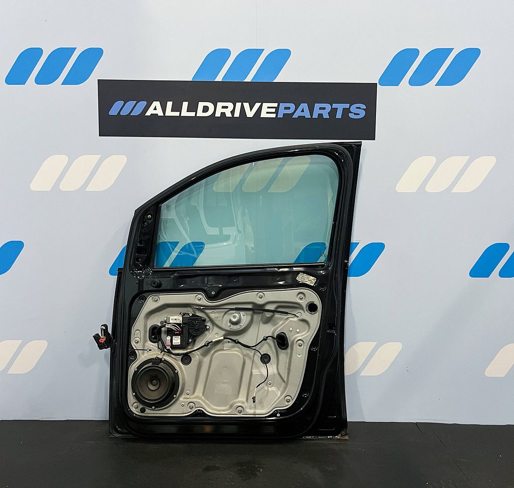 Voorportier rechts Volkswagen Caddy zwart 2K0831056B