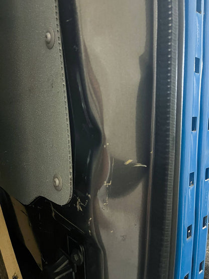 Achterdeur rechts achter Opel Vivaro dicht grijs 9811894980