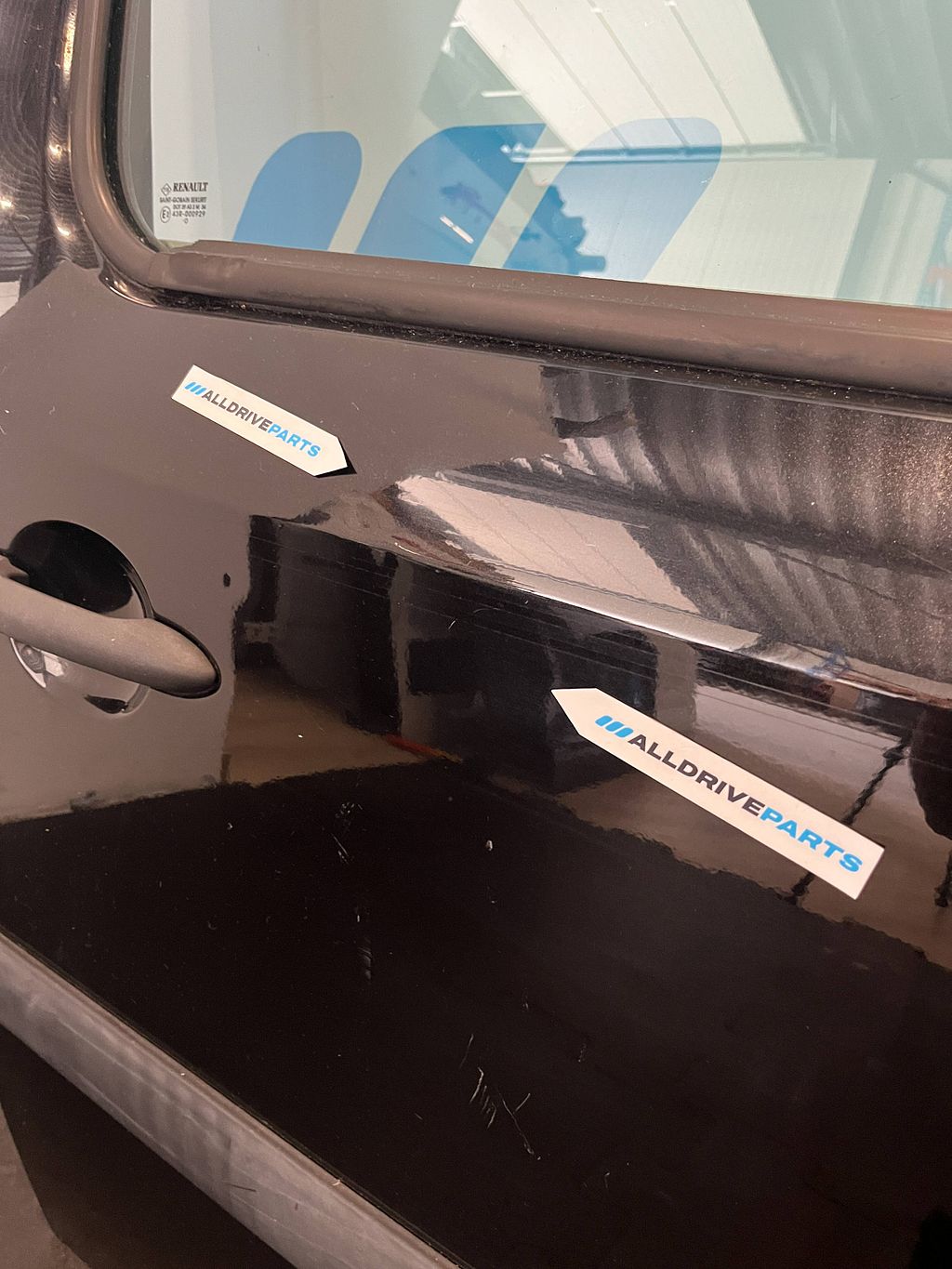 Voorportier rechts voor Renault Kangoo zwart 801004234R