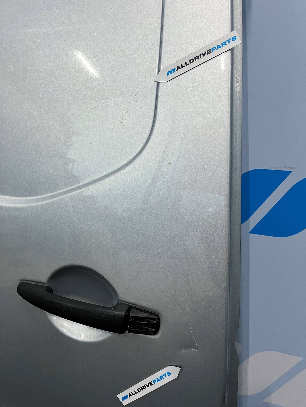 Schuifdeur rechts Citroen Berlingo zilvergrijs dicht 9008S2