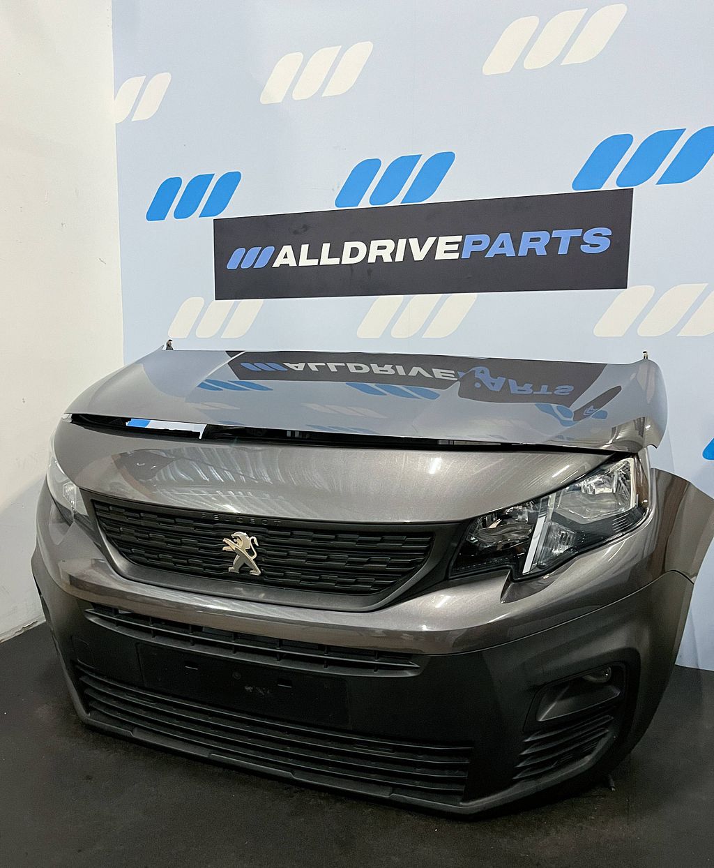 Complete voorkop Peugeot Partner grijs EVL motorkap bumper