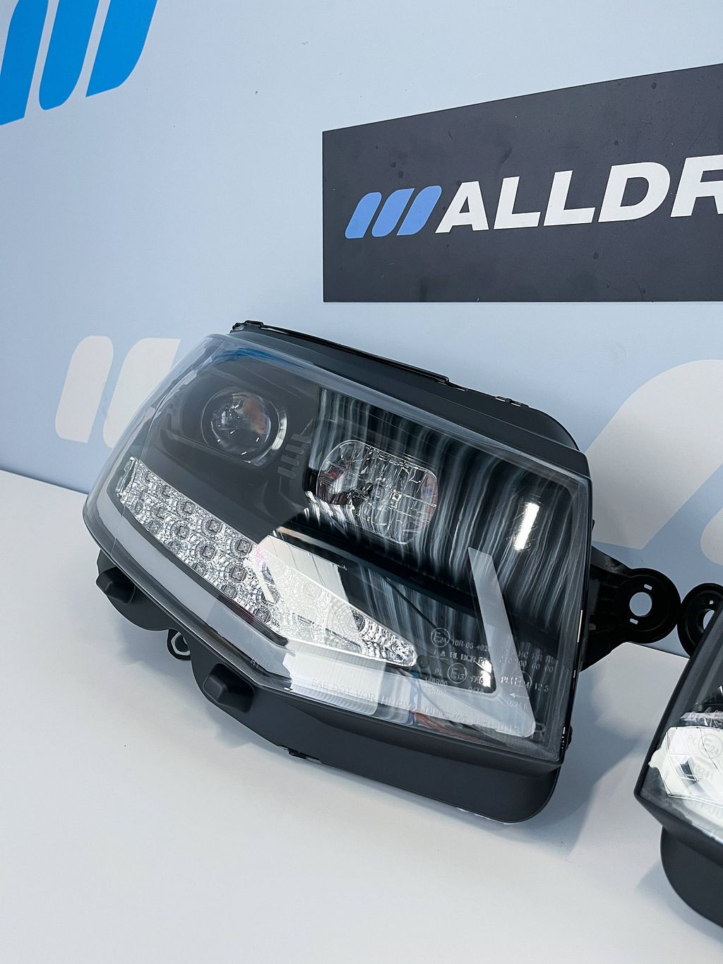 LED Koplampen Set VW Transporter T6 – Plug & Play – Zwart