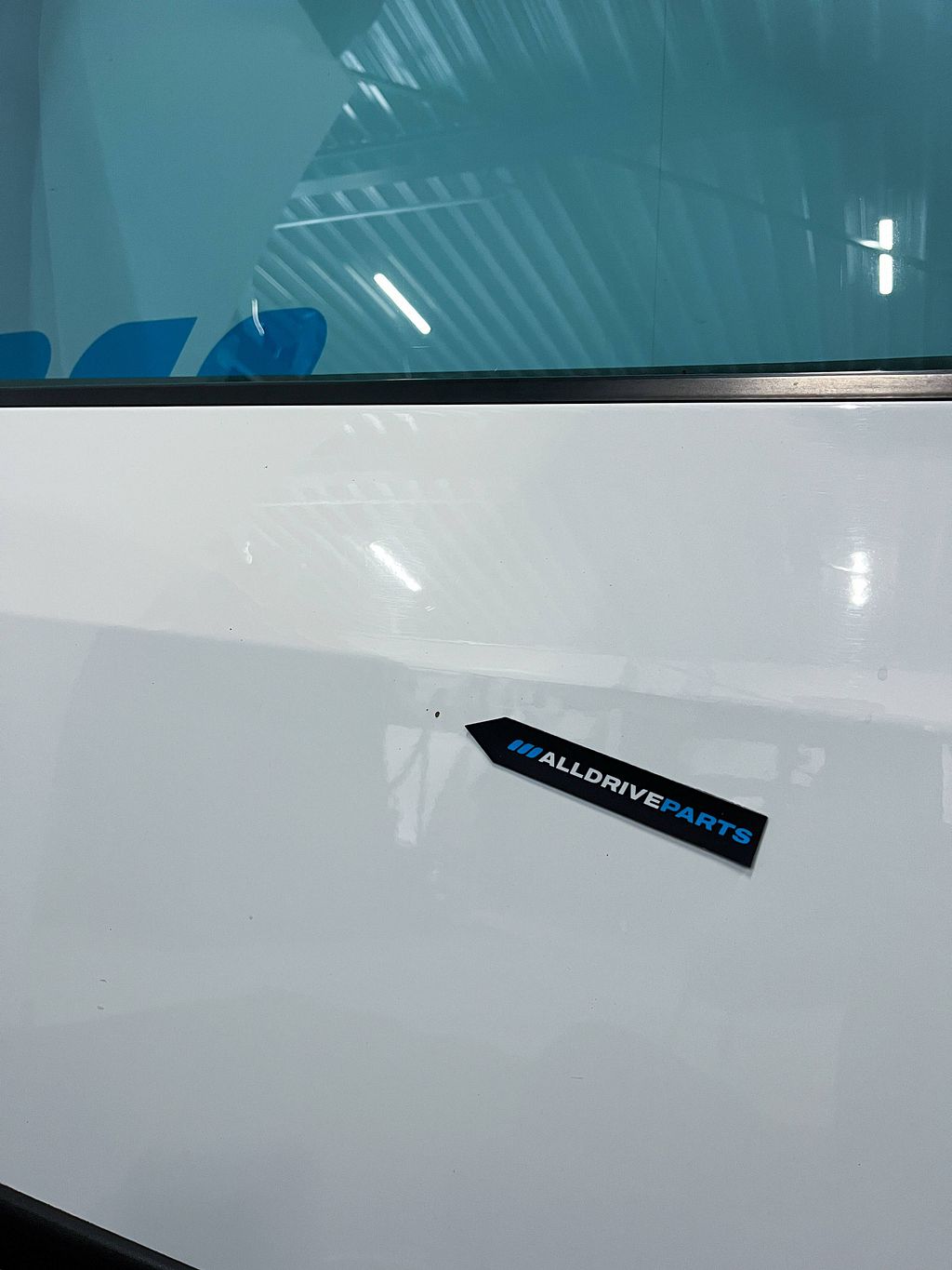 Voorportier rechts VW Volkswagen Caddy wit LB9A 2K0831056B
