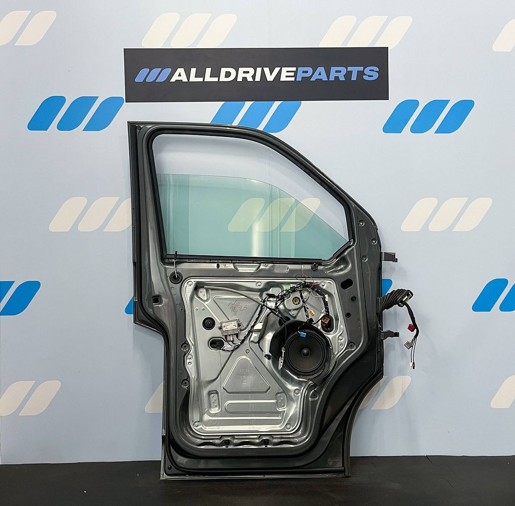 Voorportier links Volkswagen Transporter T6 LR7H 7LA831055