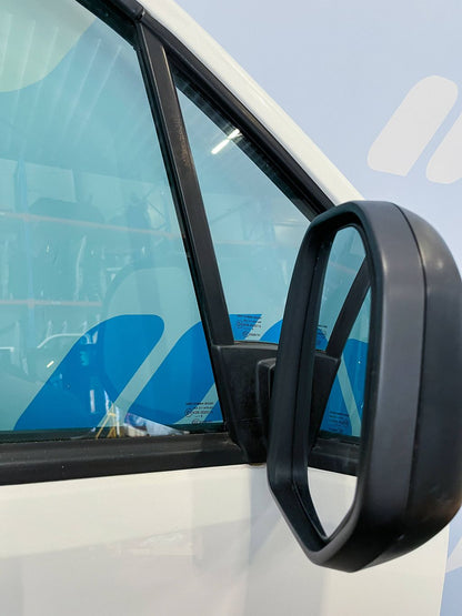 Voorportier rechts voor Peugeot Partner wit EWP 9004Z6