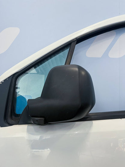 Voorportier links voor Peugeot Partner wit EWP 9002Z3