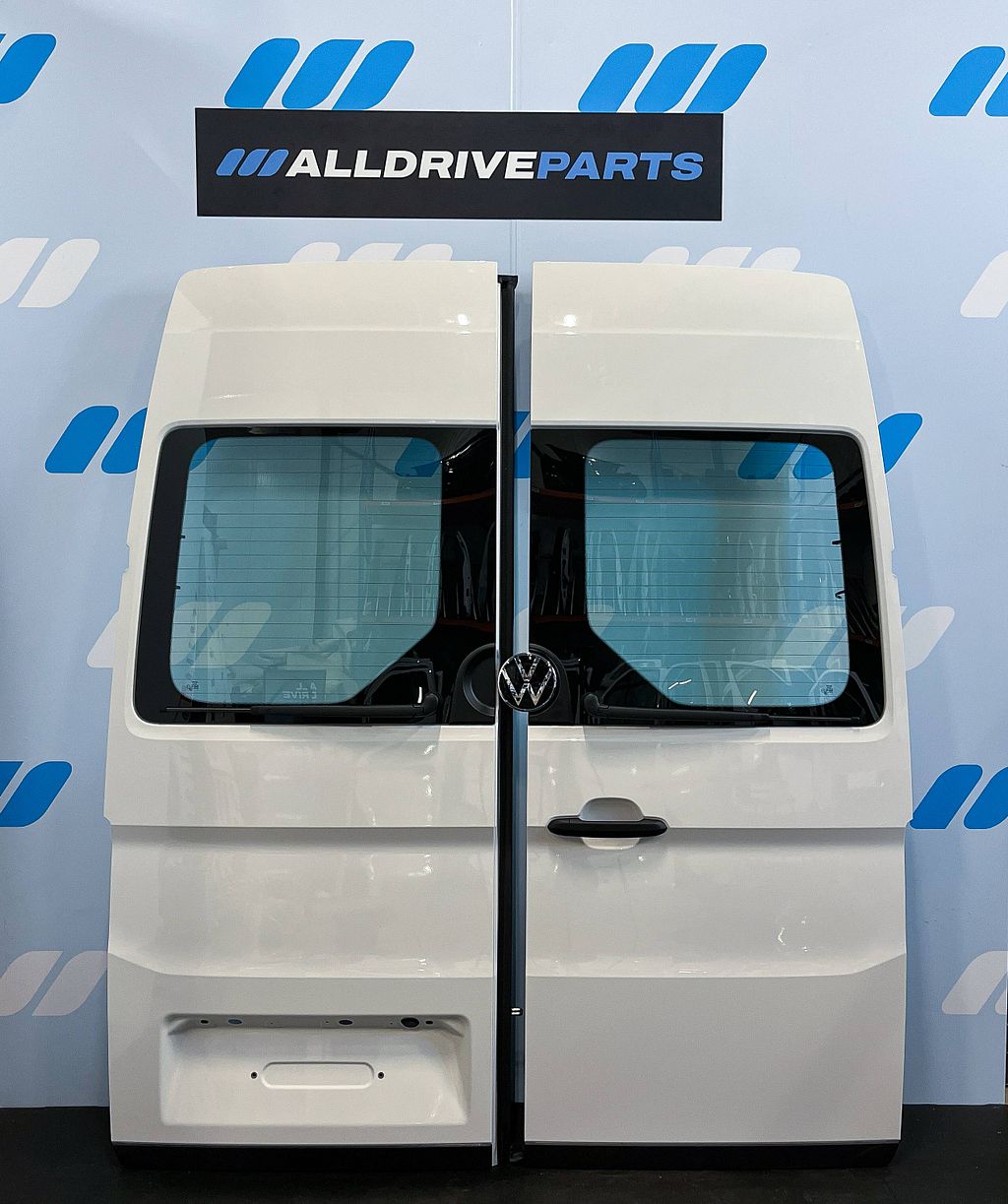 VW Crafter set achterdeuren links en rechts met ruit H2 LB9A